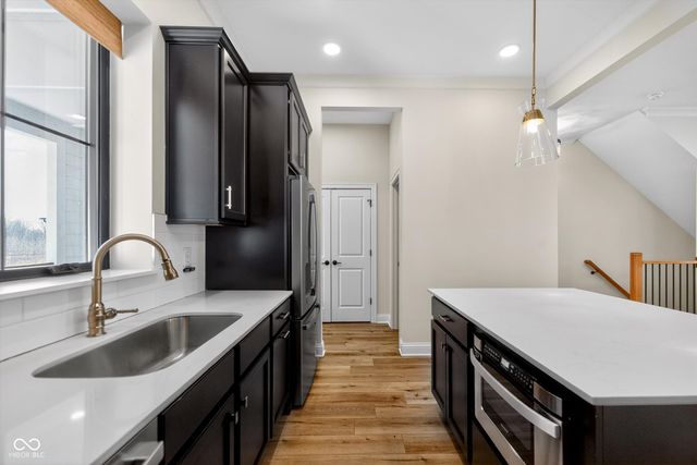 445 Mariposa Trail, Carmel, IN 46032