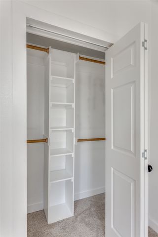 943 E Richmond Avenue, Fort Worth, TX 76104