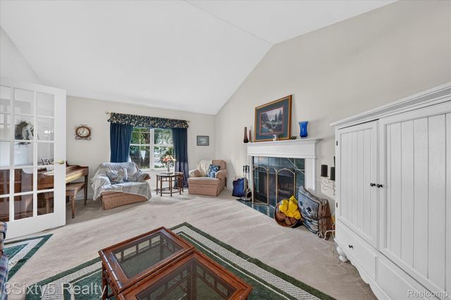 19149 Red Oak Lane, Brownstown Charter Township, MI 48193