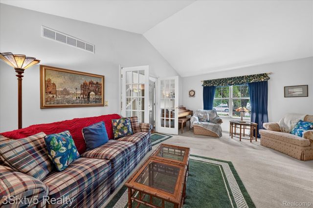 19149 Red Oak Lane, Brownstown Charter Township, MI 48193