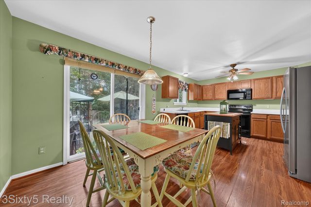 19149 Red Oak Lane, Brownstown Charter Township, MI 48193