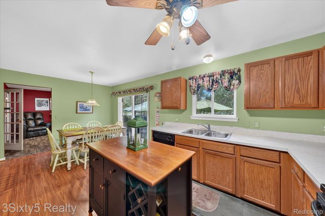 19149 Red Oak Lane, Brownstown Charter Township, MI 48193