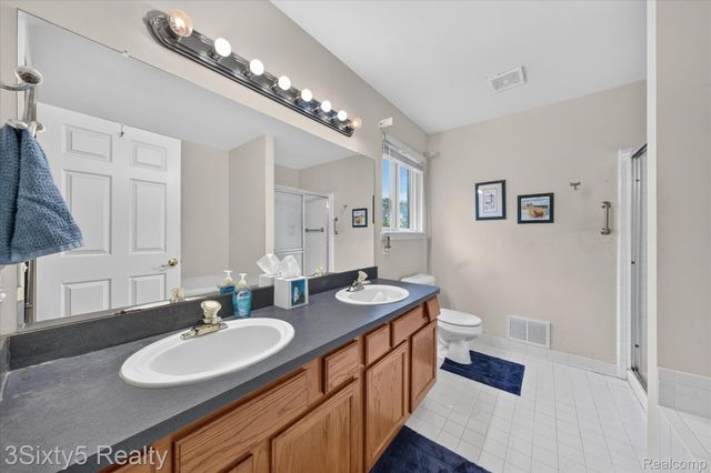 19149 Red Oak Lane, Brownstown Charter Township, MI 48193