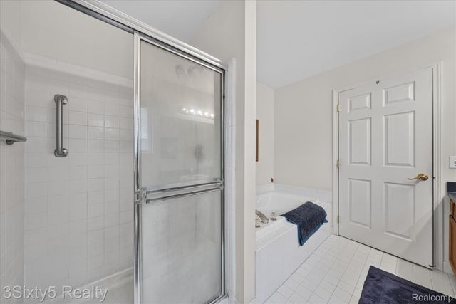 19149 Red Oak Lane, Brownstown Charter Township, MI 48193