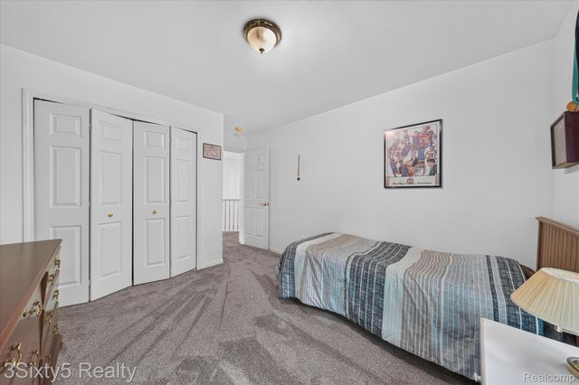 19149 Red Oak Lane, Brownstown Charter Township, MI 48193