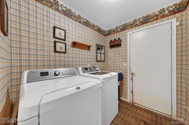 19149 Red Oak Lane, Brownstown Charter Township, MI 48193