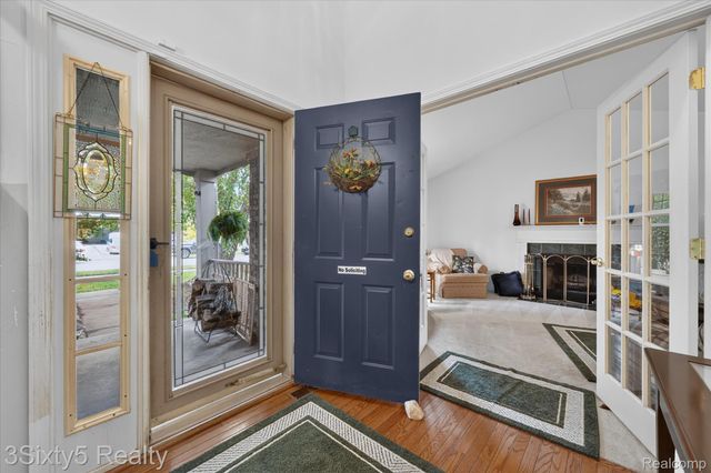 19149 Red Oak Lane, Brownstown Charter Township, MI 48193