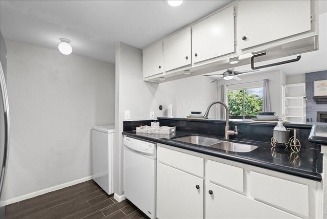 1900 Bay Area Boulevard 192, Houston, TX 77058