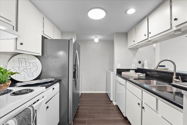 1900 Bay Area Boulevard 192, Houston, TX 77058