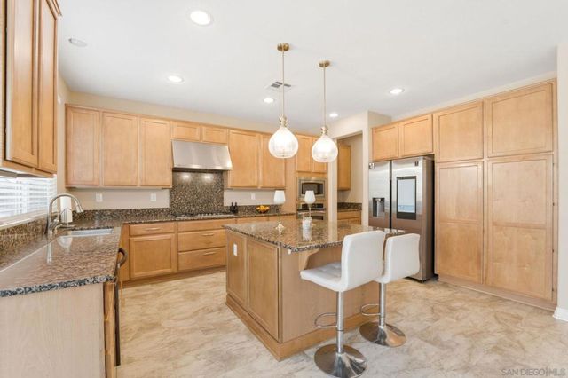 24102 Madeira Ln, Murrieta, CA 92562