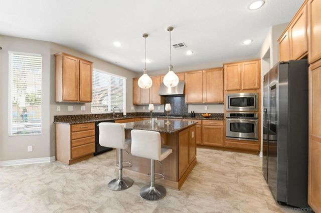 24102 Madeira Ln, Murrieta, CA 92562