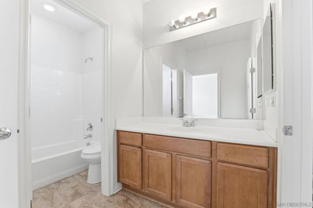 24102 Madeira Ln, Murrieta, CA 92562