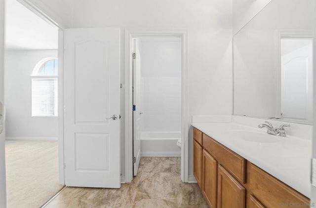 24102 Madeira Ln, Murrieta, CA 92562