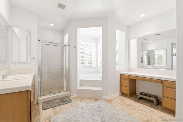 24102 Madeira Ln, Murrieta, CA 92562