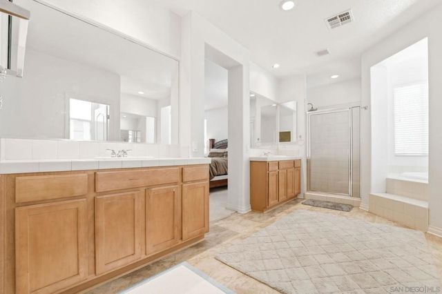 24102 Madeira Ln, Murrieta, CA 92562