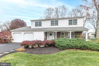 199 SHARE DR, Morrisville, PA 19067