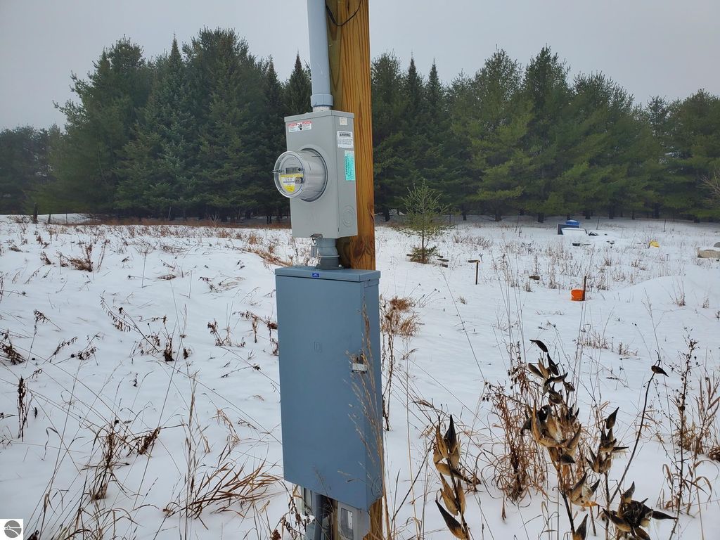 Image 6 of property listing at 2788 Greenwood Road, Prescott, MI 48756