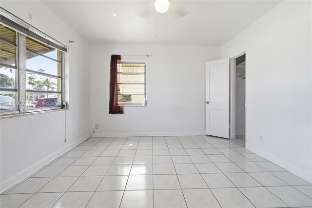 2820 Fletcher St, Hollywood, FL 33020