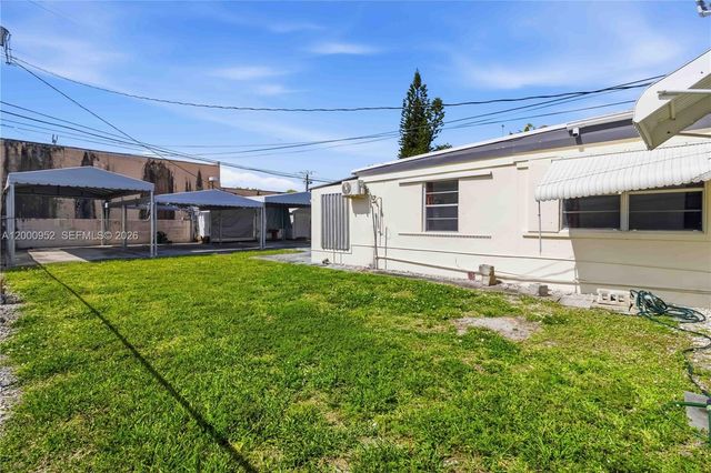 2820 Fletcher St, Hollywood, FL 33020