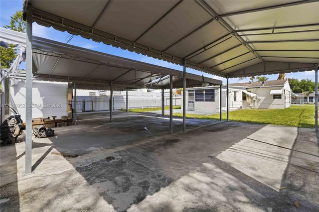 2820 Fletcher St, Hollywood, FL 33020