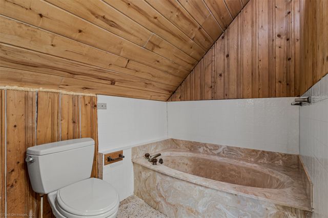 1912 County Road 2293, Quinlan, TX 75474
