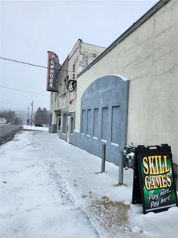 2700 Highland Ave, Neshannock Twp, PA 16105