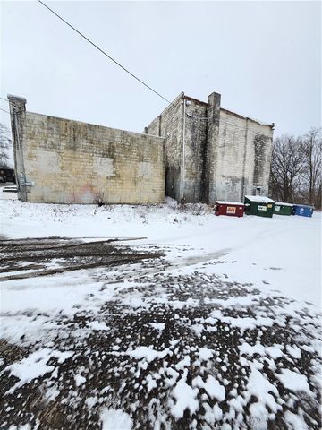 2700 Highland Ave, Neshannock Twp, PA 16105