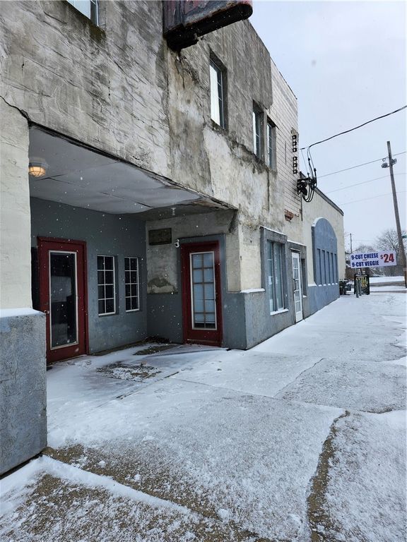 2700 Highland Ave, Neshannock Twp, PA 16105