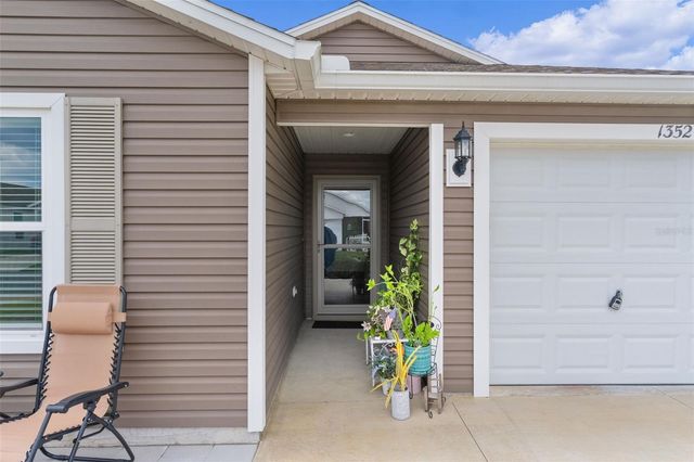 1352 MARYBETH LANE, The Villages, FL 32163