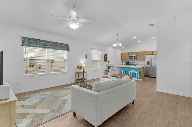 1352 MARYBETH LANE, The Villages, FL 32163