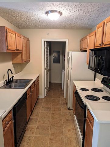 561 Napa Valley Lane, 10, Fort Mitchell, KY 41017
