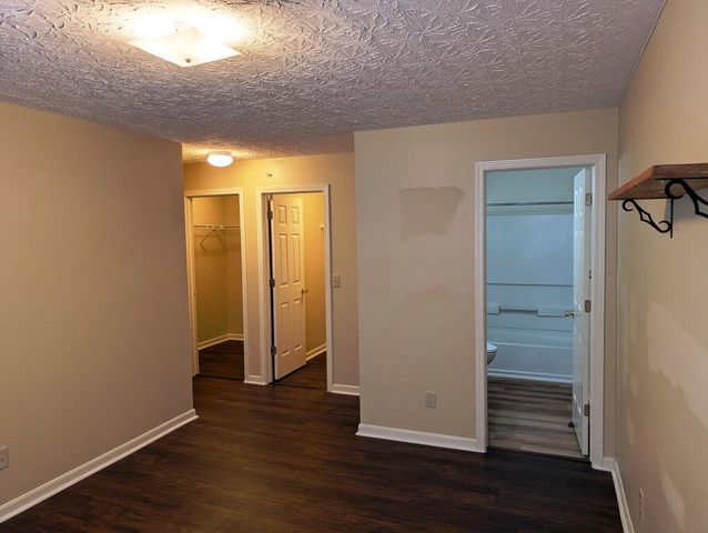 561 Napa Valley Lane, 10, Fort Mitchell, KY 41017