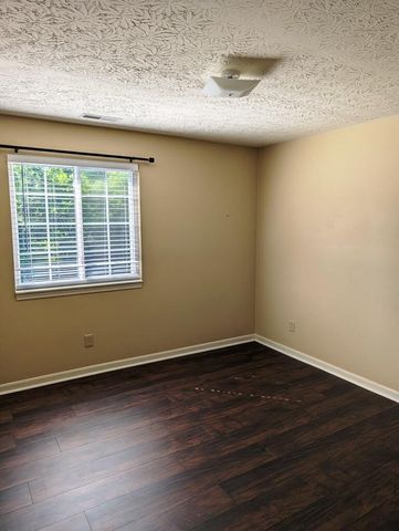 561 Napa Valley Lane, 10, Fort Mitchell, KY 41017