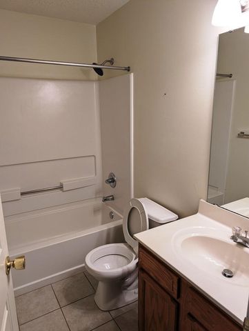 561 Napa Valley Lane, 10, Fort Mitchell, KY 41017