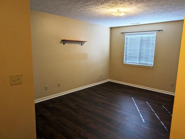 561 Napa Valley Lane, 10, Fort Mitchell, KY 41017