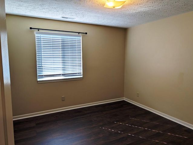 561 Napa Valley Lane, 10, Fort Mitchell, KY 41017
