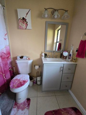 1155 White Pine Pine 1155, Wellington, FL 33414