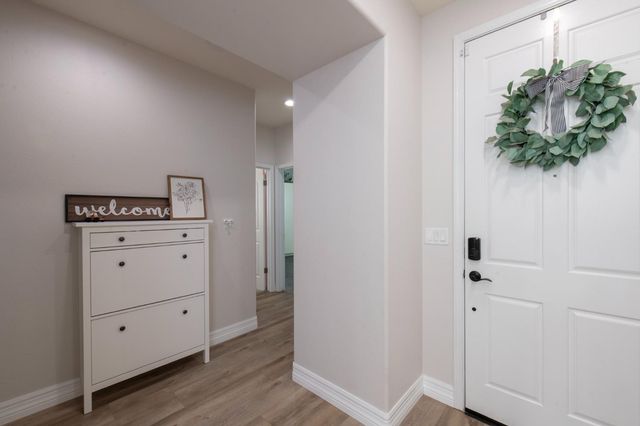 1853 Twinberry Avenue, Clovis, CA 93619