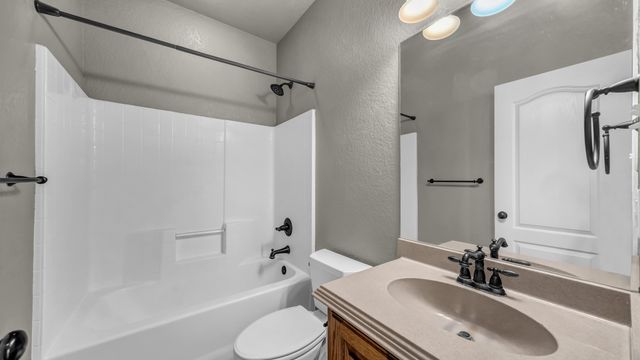 1106 Owl Drive, Decatur, TX 76234