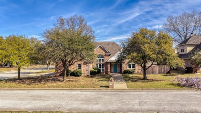 1106 Owl Drive, Decatur, TX 76234