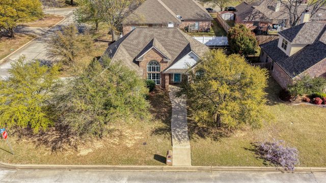1106 Owl Drive, Decatur, TX 76234