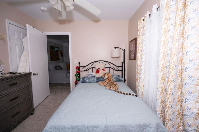 14995 University Street, Allen Park, MI 48101