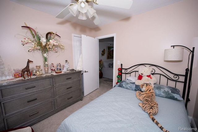 14995 University Street, Allen Park, MI 48101