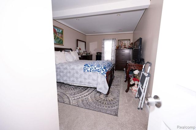 14995 University Street, Allen Park, MI 48101