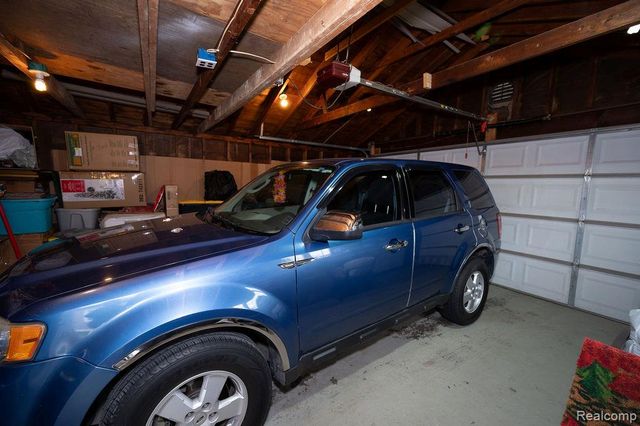 14995 University Street, Allen Park, MI 48101