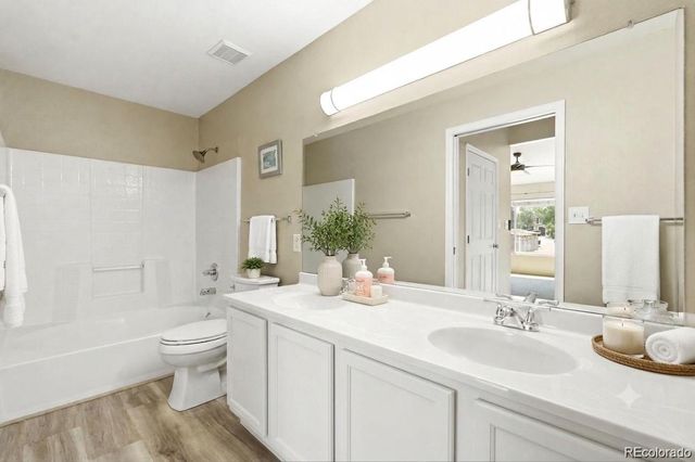 8427 Thunder Ridge Way 203, Littleton, CO 80126