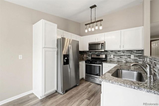 8427 Thunder Ridge Way 203, Littleton, CO 80126