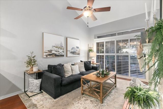 902 Chandler W, Highland, CA 92346