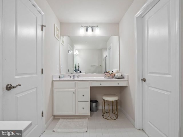 10507 JIM LOVELL LN, Lanham, MD 20706