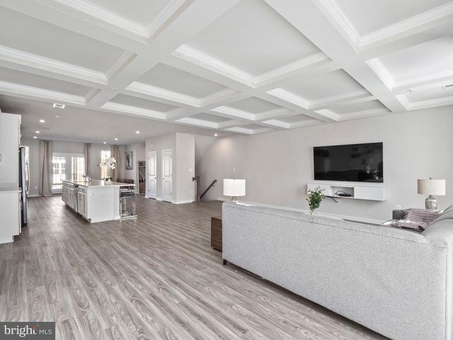 10507 JIM LOVELL LN, Lanham, MD 20706